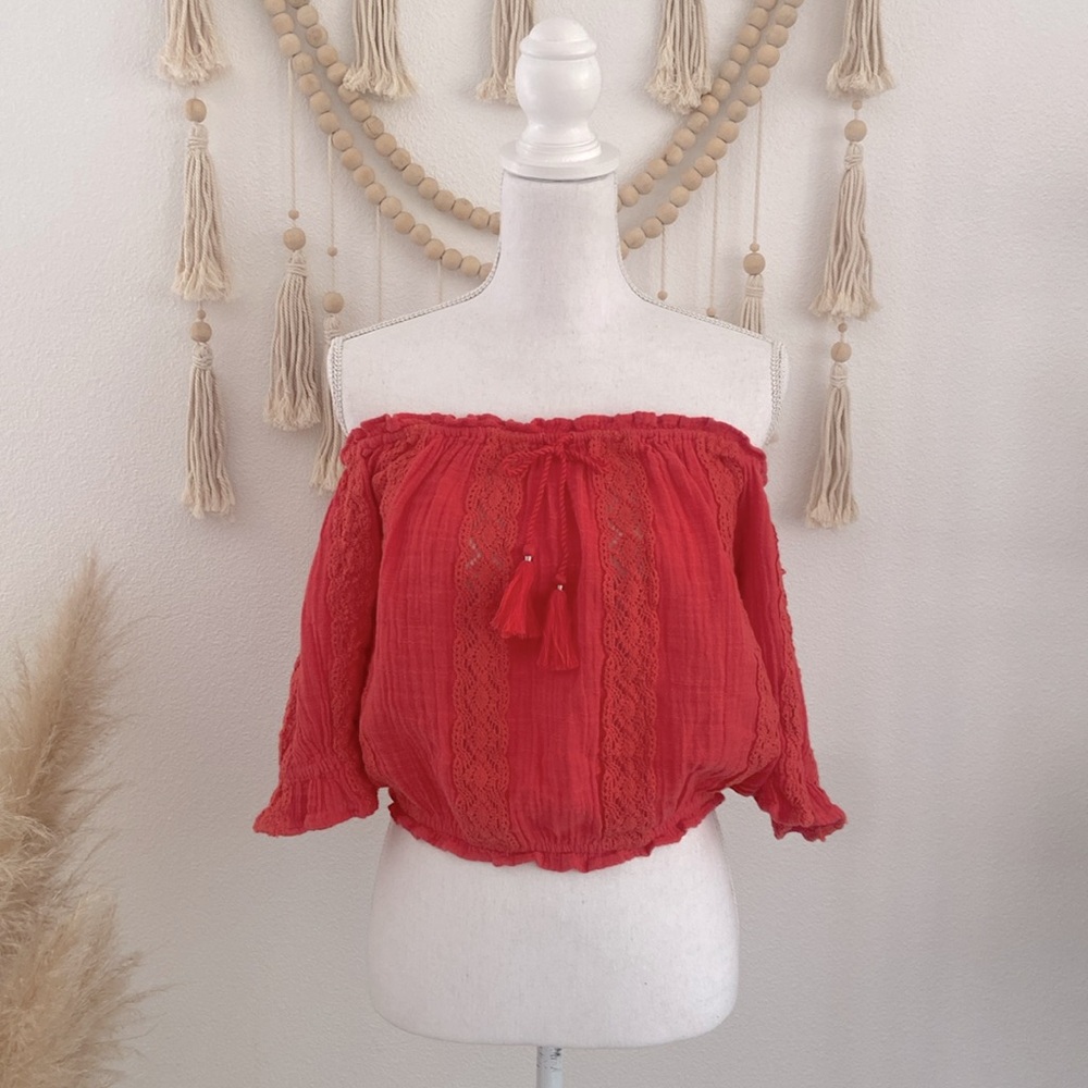 American Eagle Outfitters crochet off the shoulder crop top flouncy coral NWT M